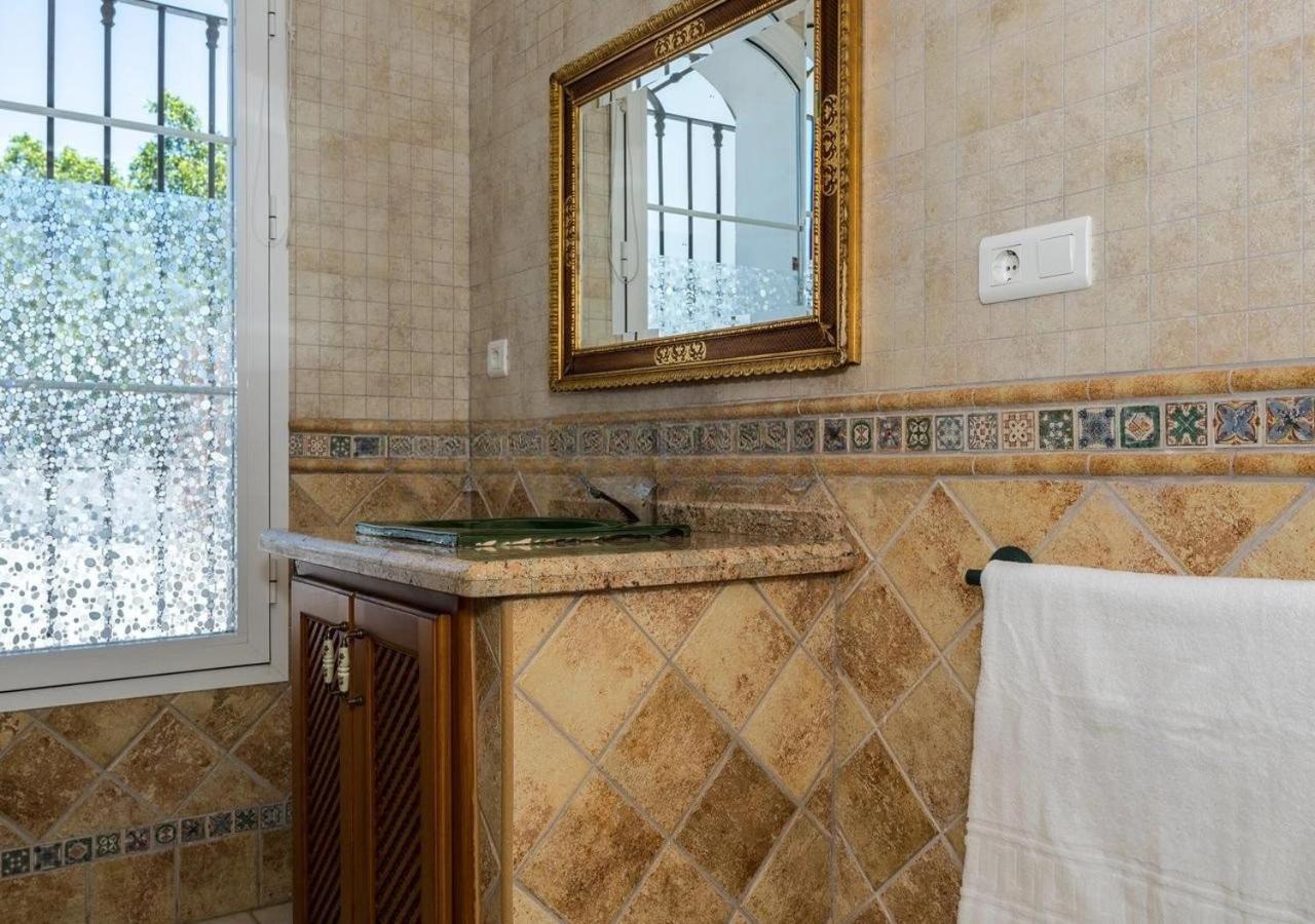 Spacious Villa With Exceptional Views In Malaga Casarabonela Exterior foto